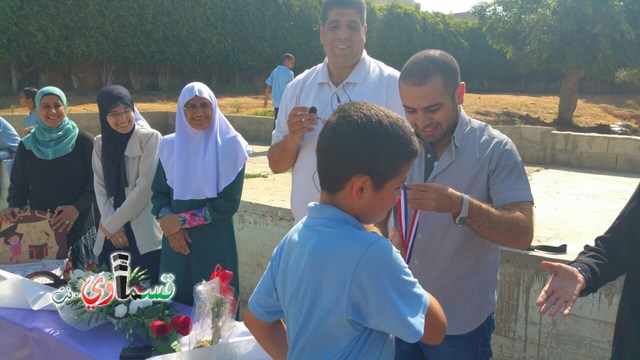 فيديو: مدرسة جنة ابن رشد تنظم حفل تكريم للطلاب الموهوبين والمتفوقين 